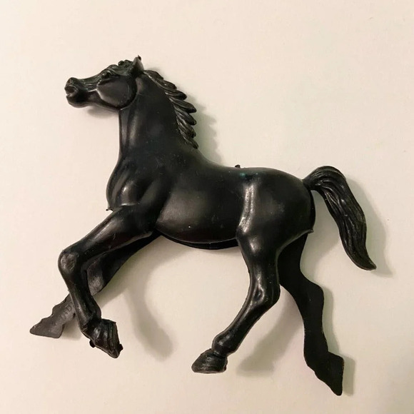 Vintage Lot of 2 Plastic Hollow Horses Brown and Black 2.5 and 3.5 Inch Size - Picture 9 of 13